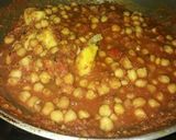 स्पाइसी आलू छोले(spicy aloo chole recipe in hindi) रेसिपी चरण 3 फोटो
