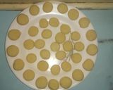 A picture of step 1 of Sweet sugar bites.