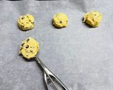 A picture of step 8 of Chocolate Chip Cookies.