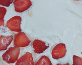 Foto del paso 4 de la receta: Torta Helada de Merengue frutilla