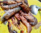 Gambar langkah 3 resipi Udang Galah Masak Lemak Cili Api.