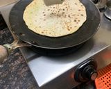 मटार बटाटा पराठा (पंजाबी पराठा रेसिपी) (Matar Batata Paratha Recipe In Marathi) रेसिपी स्टेप 6 फोटो 