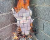 Foto del paso 5 de la receta: Pollo al asador, sazonado solo con salmuera