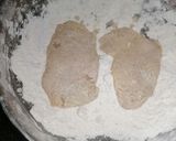A picture of step 3 of Fillet chicken for burger.