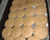 Foto del paso 6 de la receta: Tapitas de alfajores/ galletitas