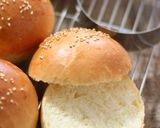 A picture of step 14 of Hamburger Buns.