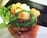 A picture of step 8 of Easy Japanese-Style Hamburg Steak with Grated Daikon Ponzu Sauce.
