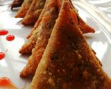 A picture of step 5 of Dengu samosa.