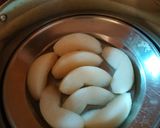 Foto langkah ke 1 dari resep MPASI Puree Buah Pir.