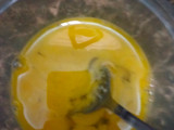 Telur kuah tomat