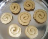मावा जिलेबी (mava jalebi recipe in marathi) रेसिपी स्टेप 2 फोटो 