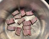 A picture of step 2 of Minestrone with celery and pork belly.
