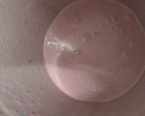 स्ट्रॉबेरी सिनेमन मिल्क शेक (Strawberry Cinnamon milk shake recipe in Hindi) रेसिपी चरण 3 फोटो