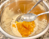 Foto del paso 7 de la receta: Pastel de almendras (Almond and peach cake in syrup)