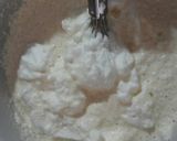 Foto langkah ke 3 dari resep Magic Custard Cake.