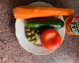 Фото кроку 7 до Котлети з лососевого фаршу. 🥗 Салат вітамінний із 🍅,🥒,🥕,🫒.