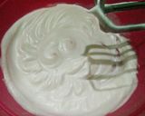Foto langkah ke 3 dari resep Hokkaido Chiffon Cupcake.
