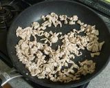 A picture of step 3 of Stir-Fried Shredded Potatoes and Pork Loin.