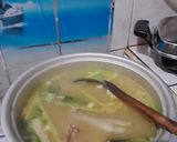 Foto langkah ke 4 dari resep Soto ceker dan tulang ayam.