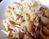A picture of step 5 of Chicken & Cheese Pasta Shells.