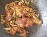 Gambar langkah 5 resipi Ayam masak sambal belimbing buluh + serai.