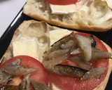 Foto del paso 5 de la receta: Tostada especial con capellà i all i oli