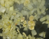 Foto del paso 2 de la receta: Sopa castellana o sopa de ajo (con un toque personal)