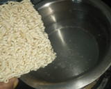 மேகி ஸ்பைசி செஸ்வான் நூடுல்ஸ் ரெசிபி ஸ்டேப் 3 புகைப்படம்