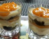 A picture of step 6 of Mango Oreo Delight.