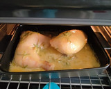 Foto del paso 5 de la receta: Pollo asado con salsa de mostaza y miel