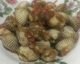 Foto langkah ke 4 dari resep Kerang dara saos lada hitam.