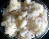 A picture of step 2 of Cauliflower Cheese with Shallot 😍.