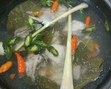 Foto langkah ke 2 dari resep Garang Asem Ayam Bumbu Cemplung (Tanpa Santan Tanpa Daun Pisang).