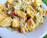 Foto langkah ke 6 dari resep Tumis tahu toge simple tapi past tense.