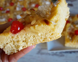 Foto del paso 10 de la receta: Coca de San Juan con crema y piñones