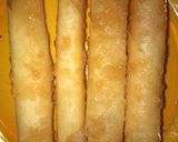 Foto langkah ke 4 dari resep Banana roll karamel.