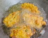 Foto langkah ke 4 dari resep Bakwan Jagung / Dadar Jagung.