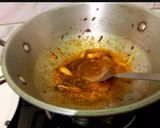 A picture of step 3 of Kadai Paneer.