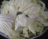Hình bước làm 1 của món Canh bắp cải