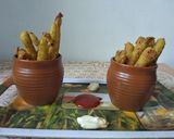 A picture of step 5 of Potato samolina fingers.