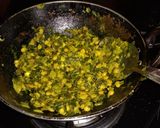 कांदे पात भाजी (kande pat bahji recipe in marathi) रेसिपी स्टेप 3 फोटो 