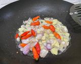 Foto langkah ke 1 dari resep Tumis Cumi Hitam.