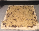 Foto del paso 5 de la receta: Coca de mollitas de hojaldre y chocolate (Receta alicantina)