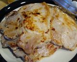 Foto del paso 2 de la receta: Chuletas de puerco 🐷 fritas