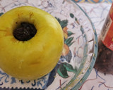 Foto del paso 4 de la receta: Manzana aromática con uvas pasas en microondas