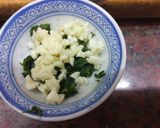 Foto del paso 6 de la receta: Pan de Ajo relleno de queso(y un truquito para tener siempre a mano perejil)
