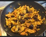 Une image de l'étape 4 de Tajine poulet fenouil pruneaux.