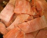 Foto del paso 2 de la receta: Salmón a la olla tapada
