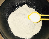 A picture of step 4 of Jam Roll.