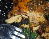 Foto del paso 4 de la receta: Pollo al horno con espinacas y pistachos